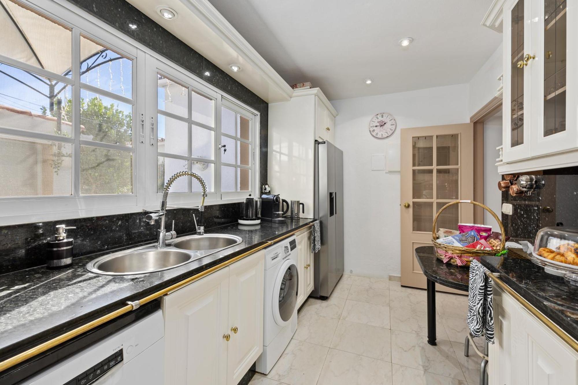 Villa Casacara Marbella Beachside Costabella -Spain Luaran gambar